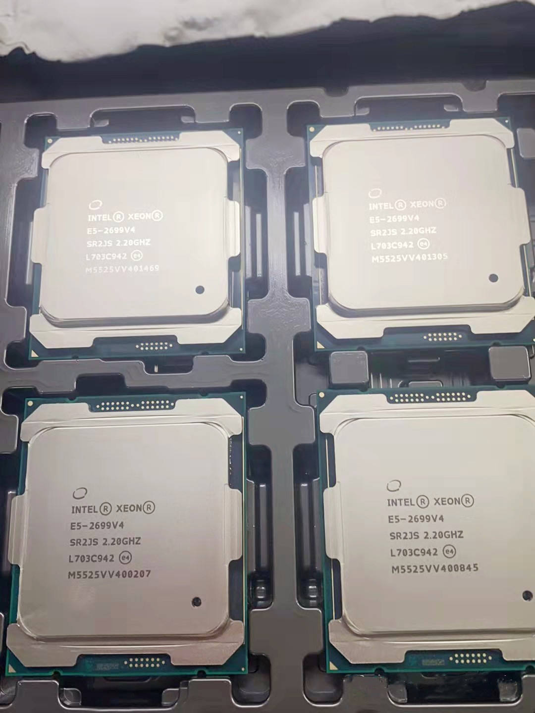 Оригинальный серверный процесс – обзор и цена E5 2699 V4